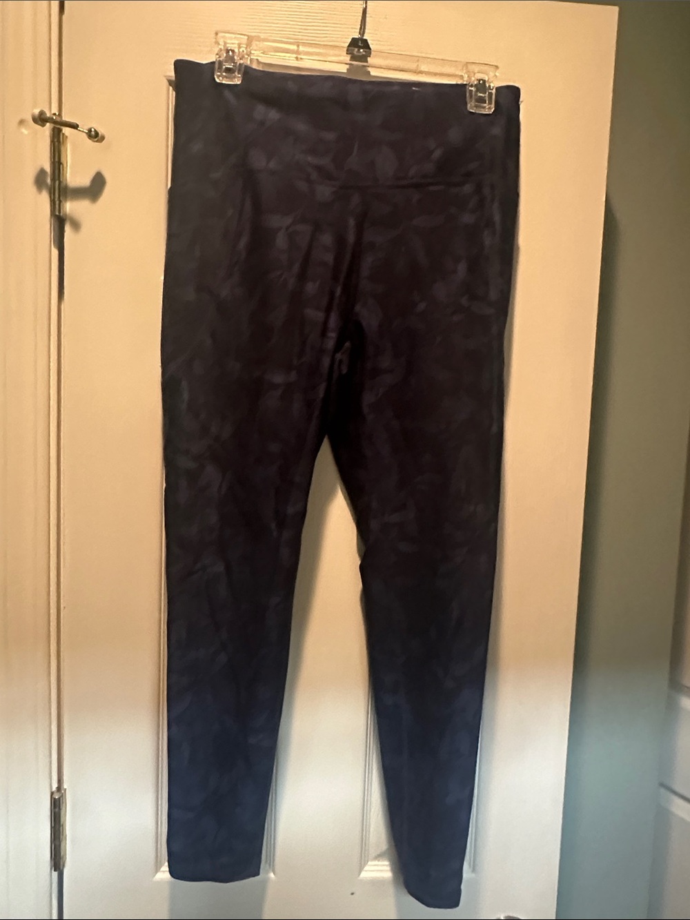 High-Waist Navy Patterned Leggings - Women's Activewear